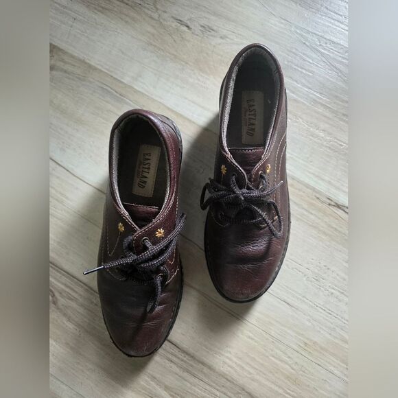 Eastland Foreside Women's Brown Leather Lace Up Oxford Heeled Shoe 8.5W - Picture 9 of 12